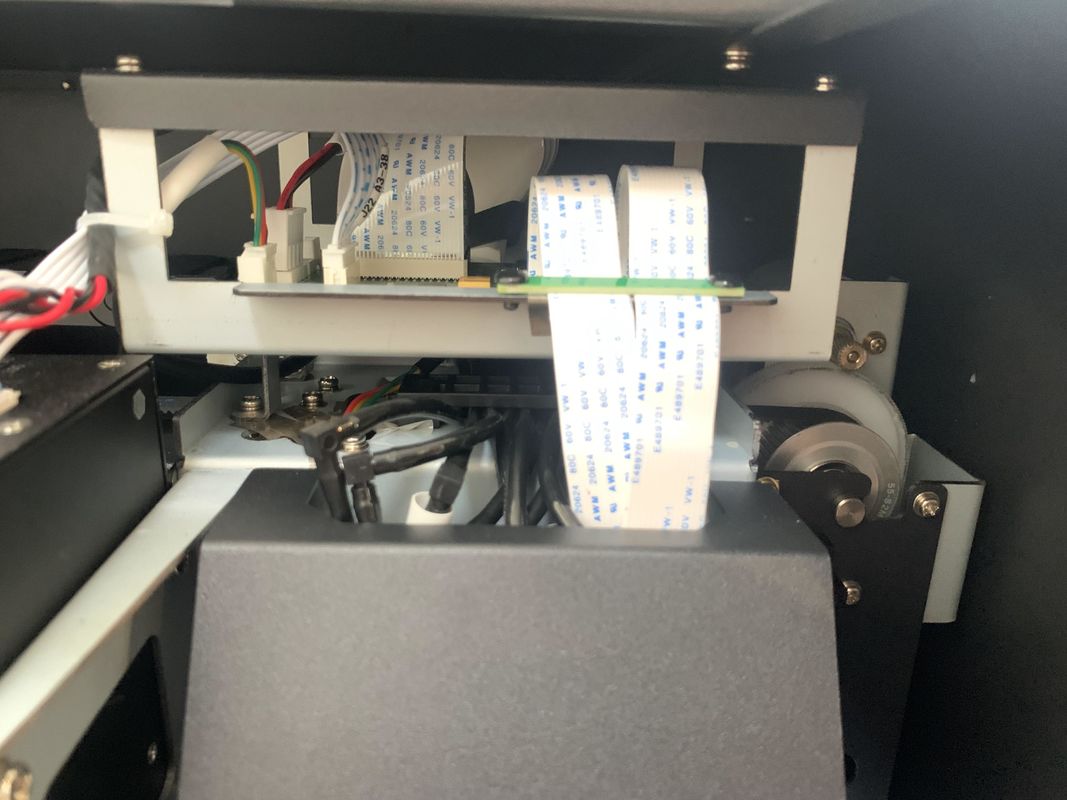 Hoogresolutie A3-grootte UV-hybride roll-to-roll-drukmachine met Epson-koppen
