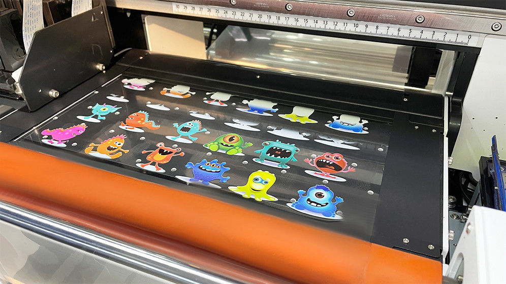 Hoge resolutie DTF-transferfilmprinter met CMYK W+V-inktkleur Multiple Rip-interfaces