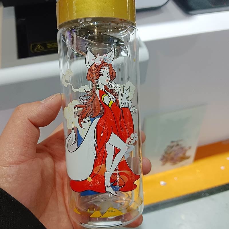Digitale UV-platbedprinter voor het afdrukken van acryl-metalen glossplastiek